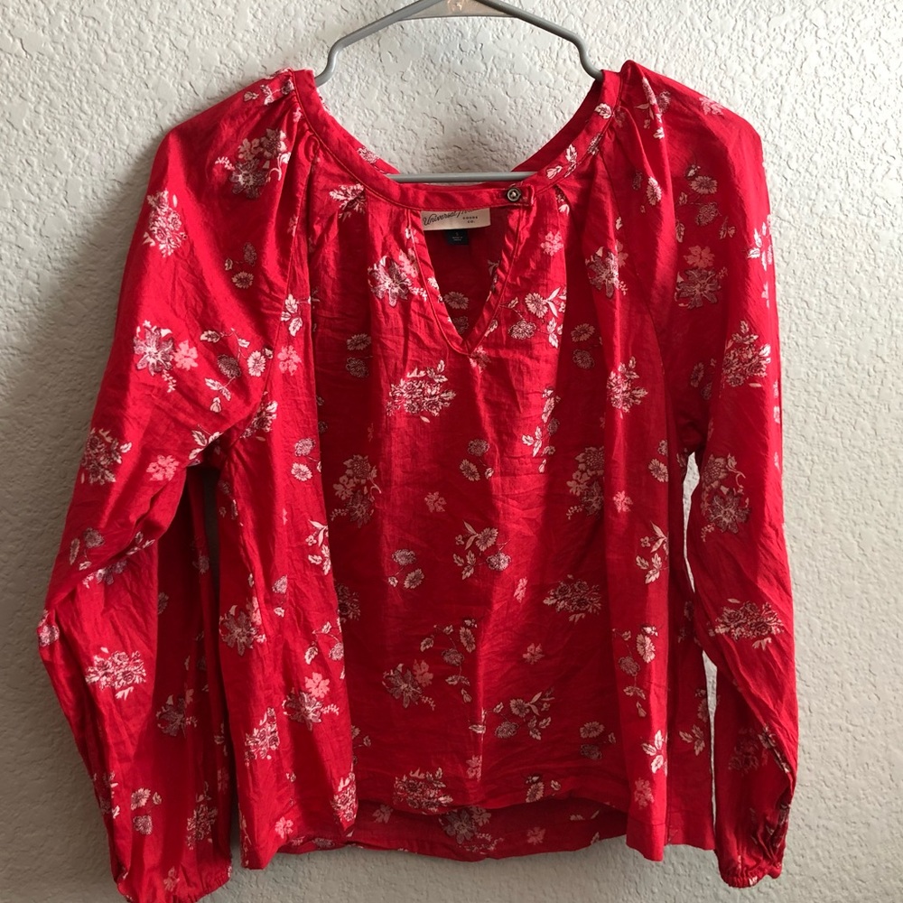 Blouse- extremely good condition!